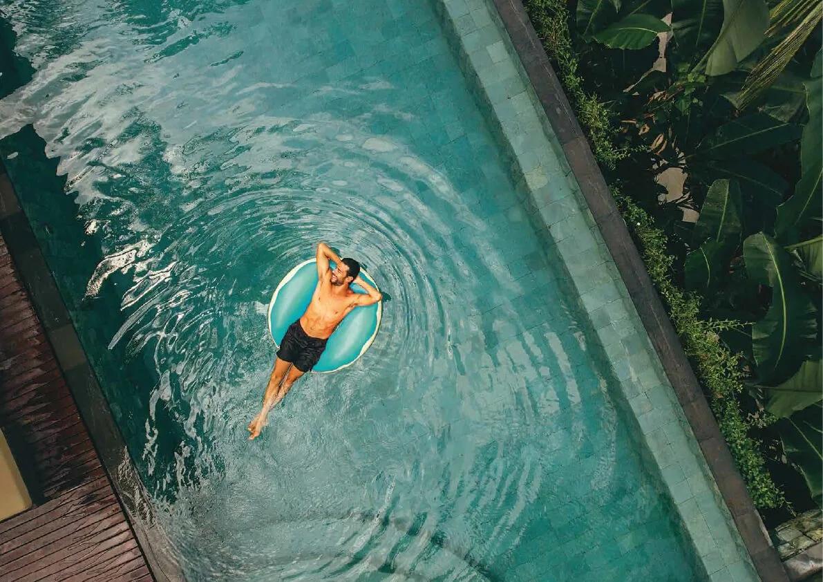 Swimming pool at Raheja Vistas, Mahalunge, Pune